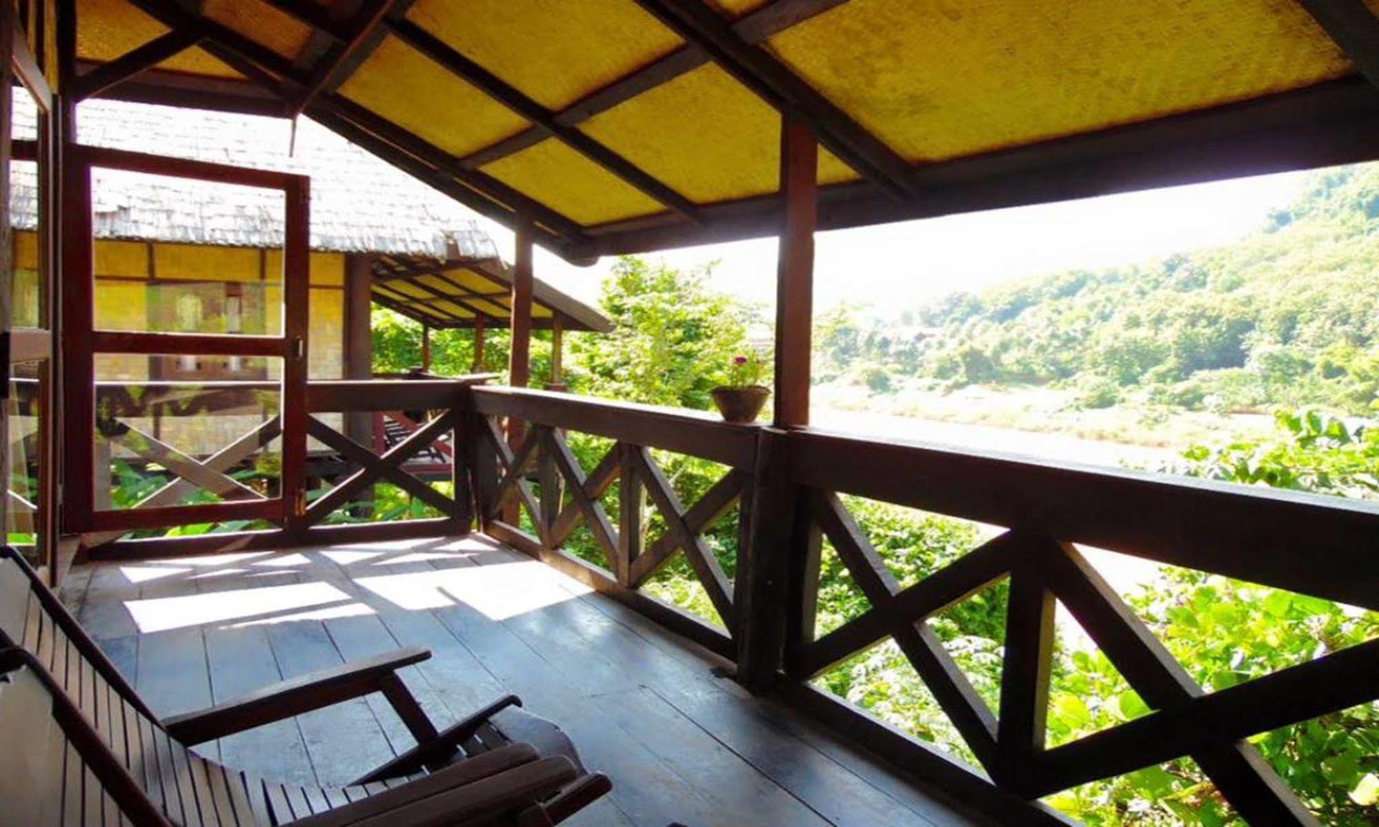 Nong Kiau Riverside Nongkhiaw Exteriör bild